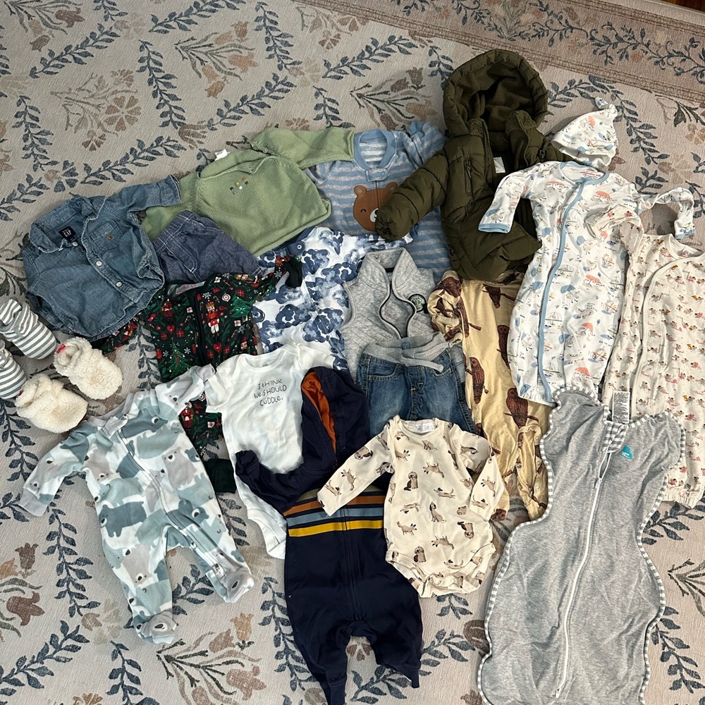 Bundle of newborn - 6 mos clothes! Kate Quinn, Little Sleepies, Magnetic Me etc